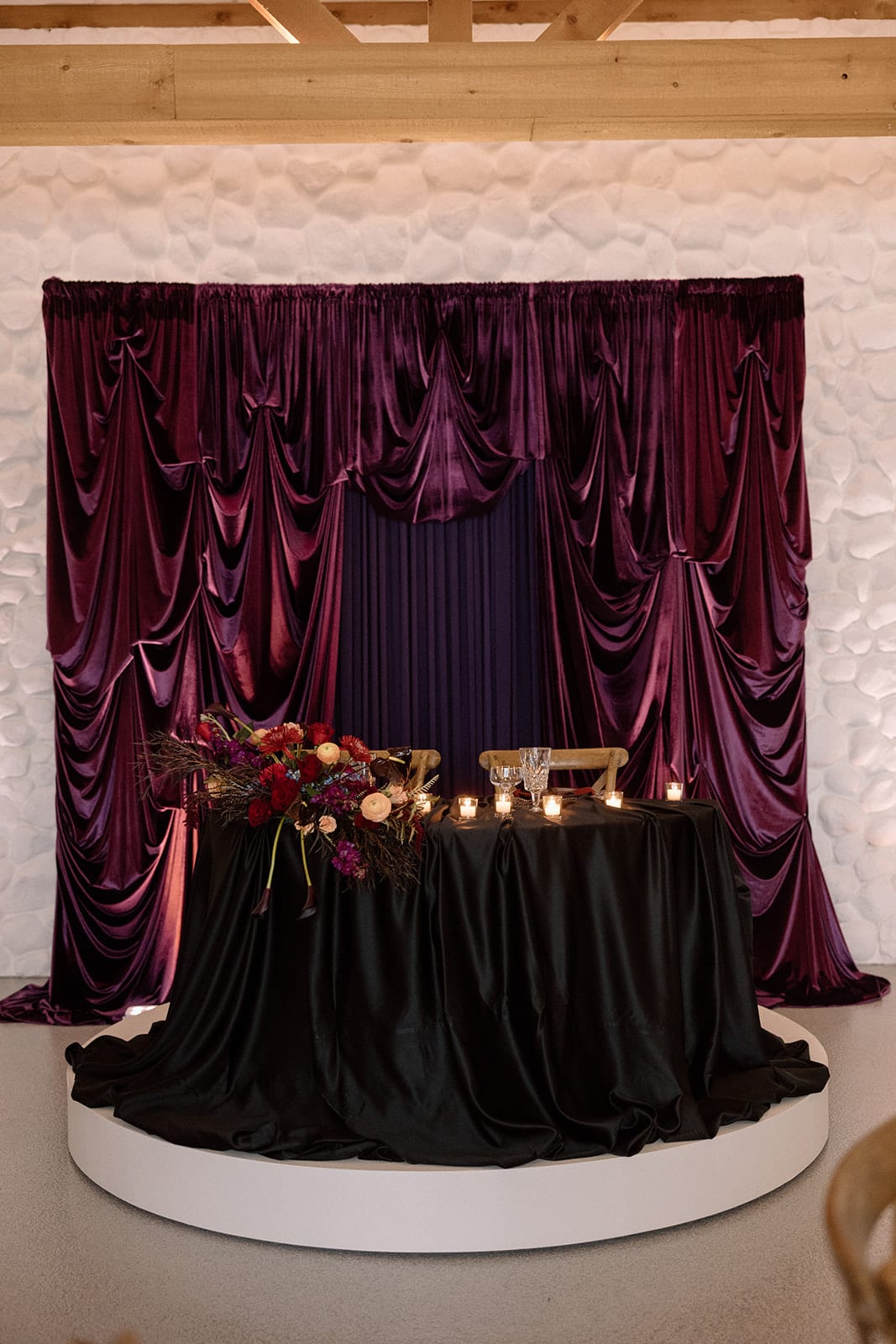 Matte Lamour Black tablecloth at a Windy City Linen event