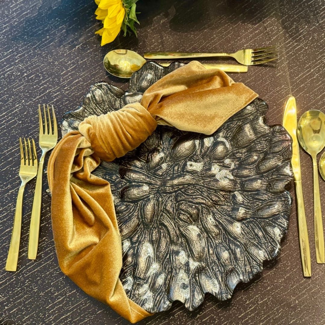 Verve Chocolate Truffle tablecloth at a Windy City Linen event