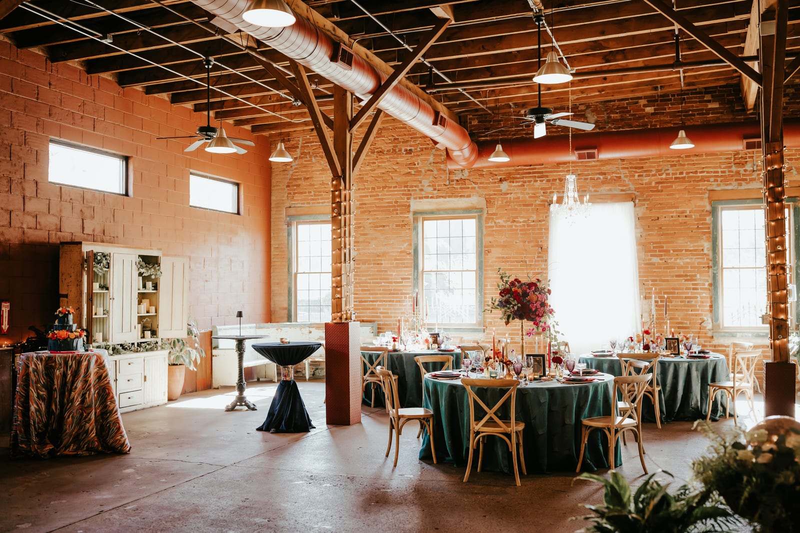 Echo Jade tablecloth at a Windy City Linen event