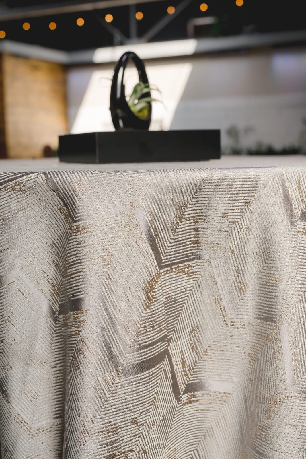 Gatsby tablecloth at a Windy City Linen event