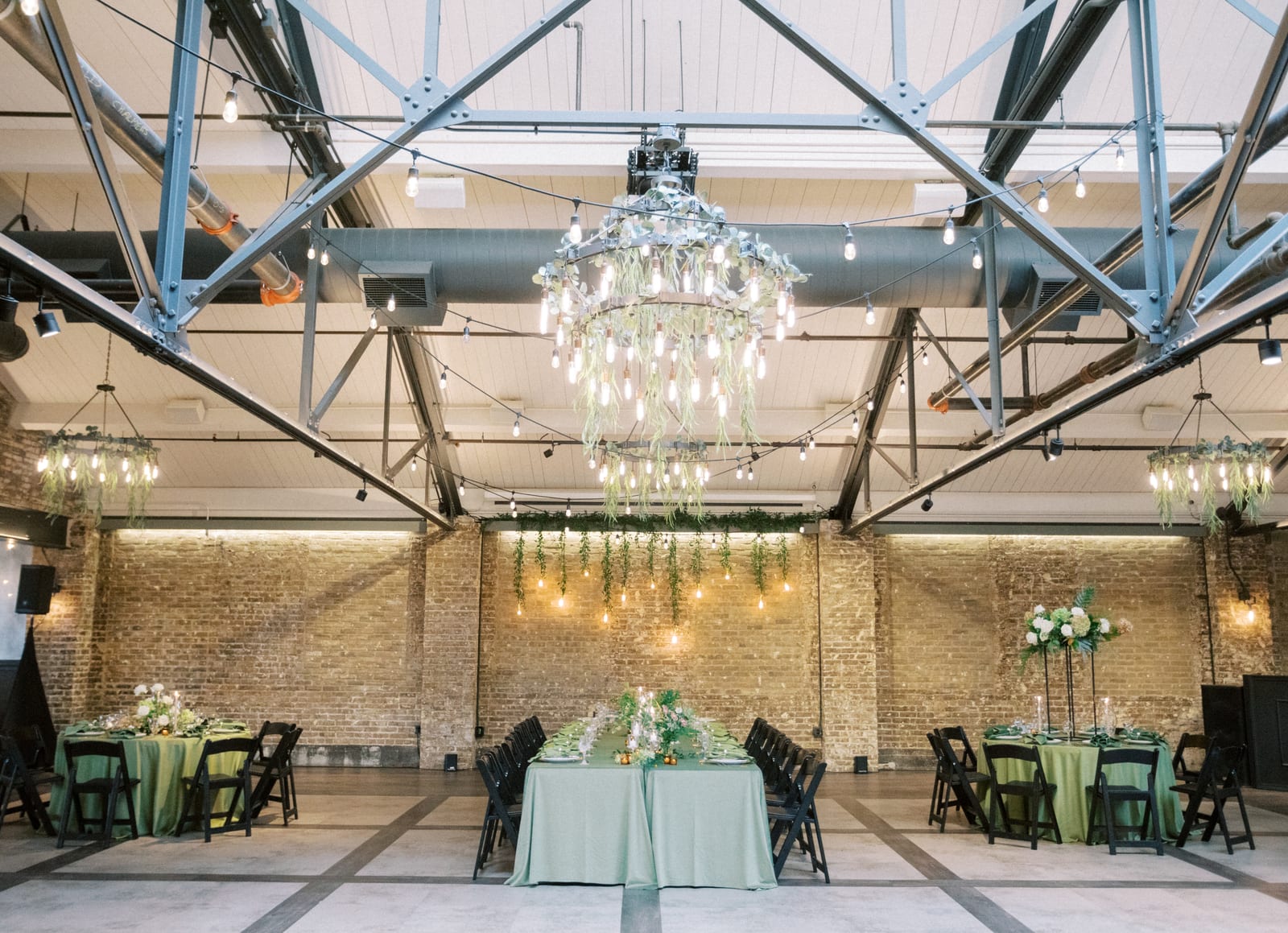 Velvet Loden tablecloth at a Windy City Linen event