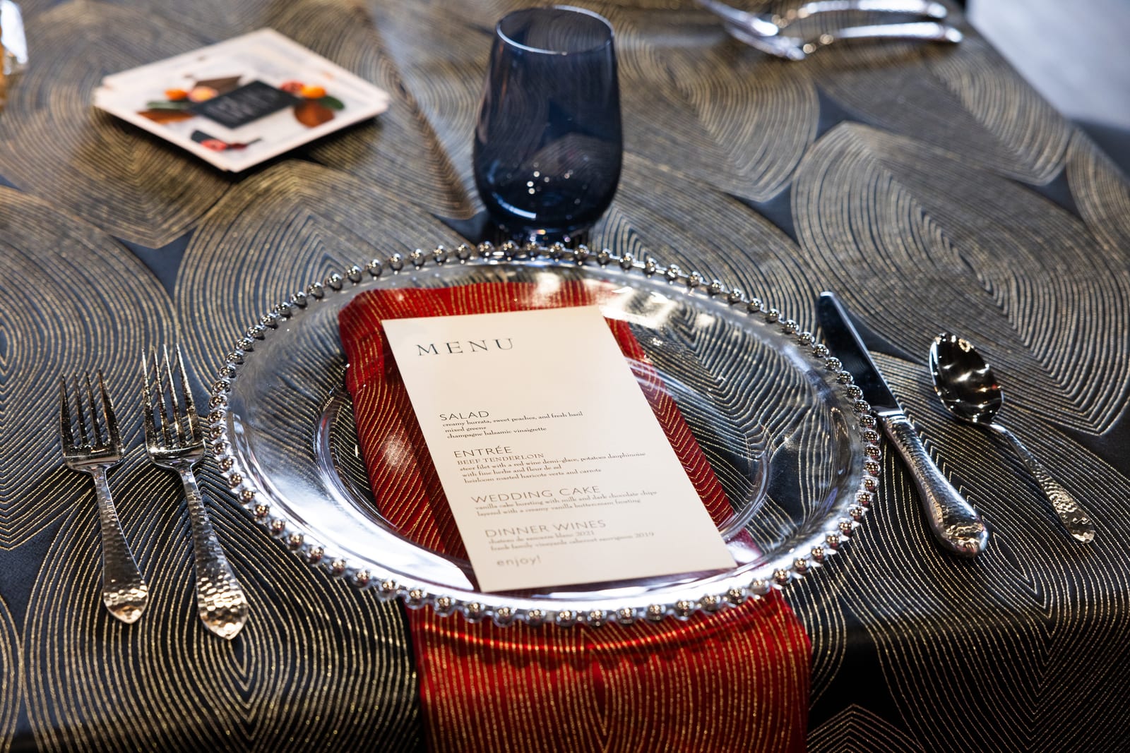 Echo Noir and with Echo Rouge Napkin at a Windy City Linen event