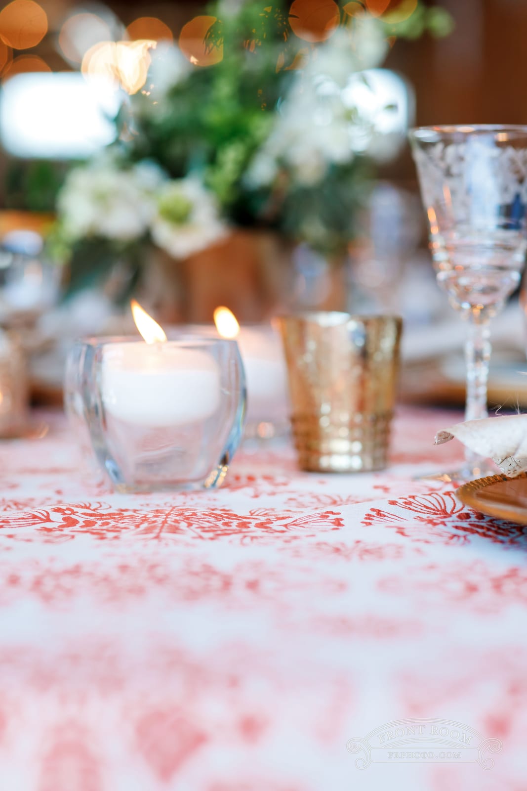 Helena Orange tablecloth at a Windy City Linen event