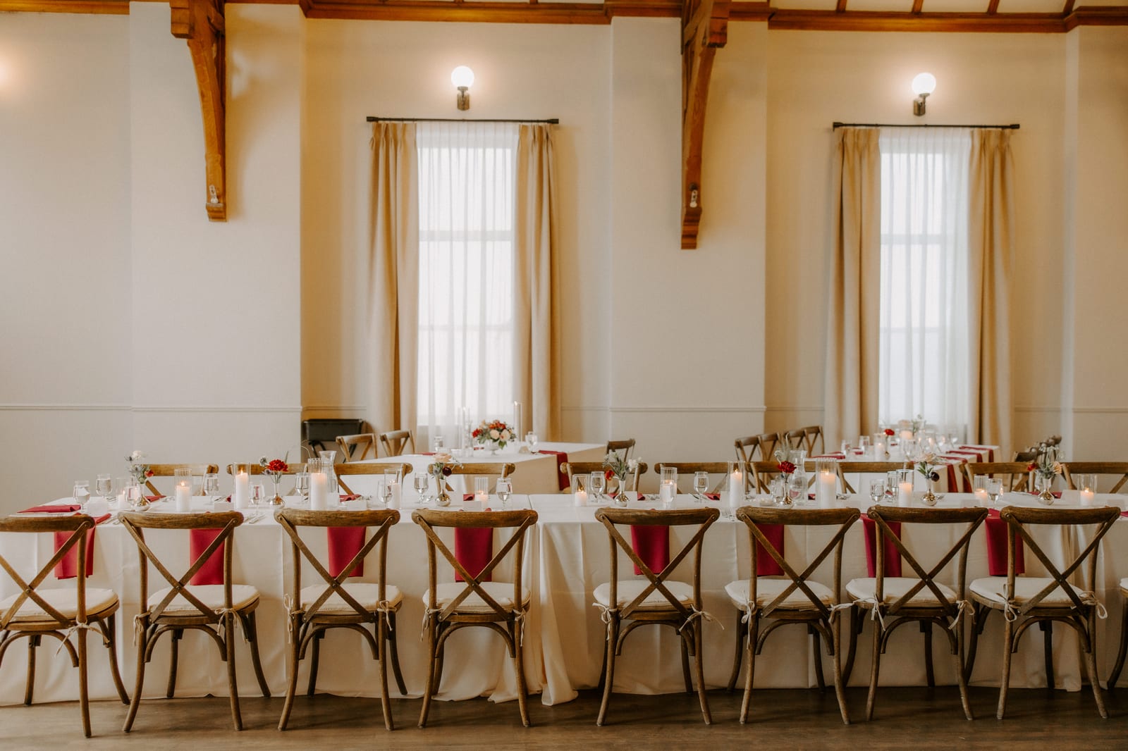 Classic Solid Ivory and with Burnt Orange Classic Napkins at a Windy City Linen event