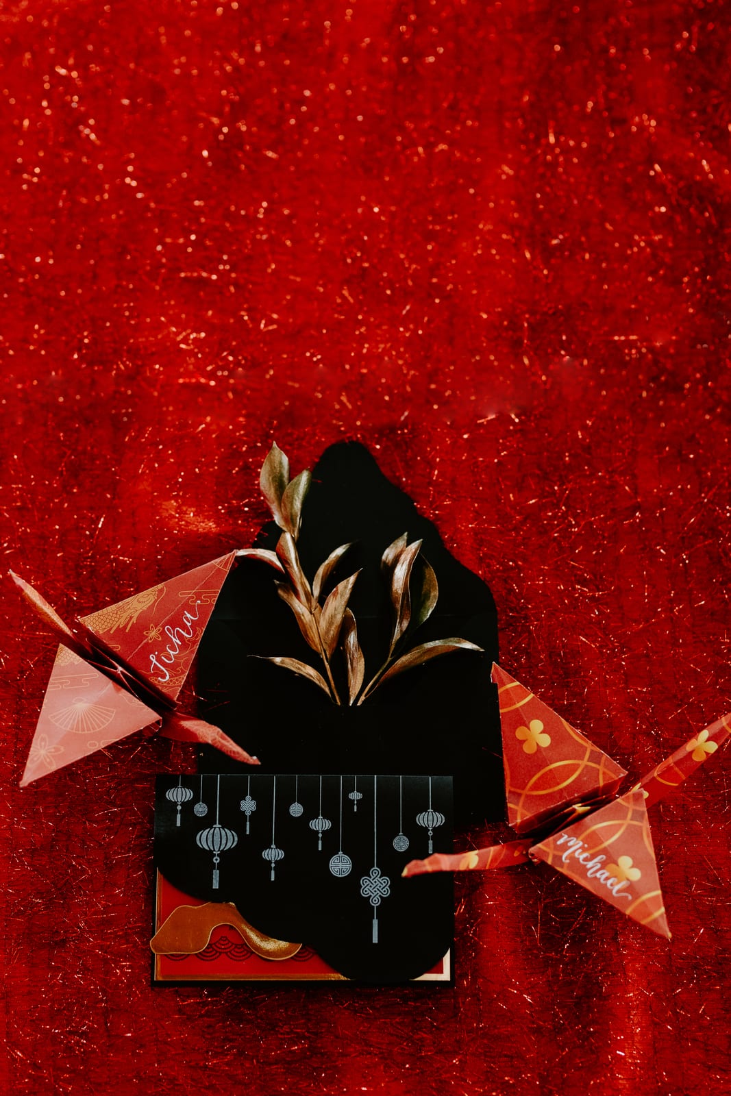 Shag Red tablecloth at a Windy City Linen event