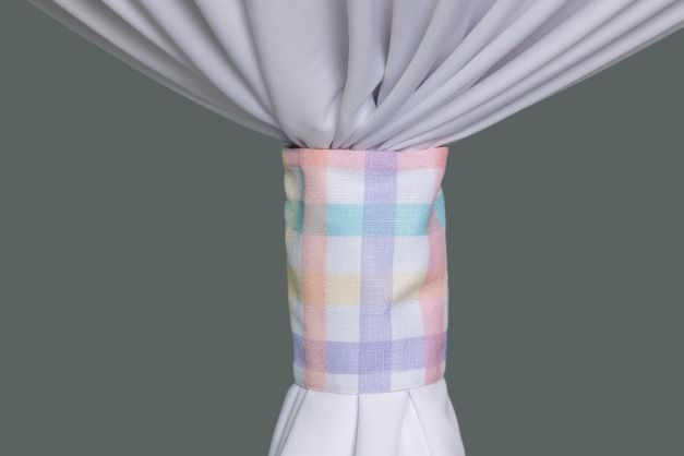 Specialty Blossom Plaid linen cuff