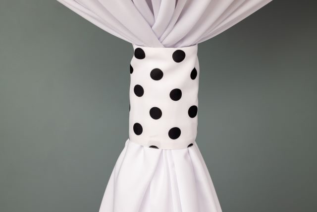 Specialty White with Black Dot linen cuff