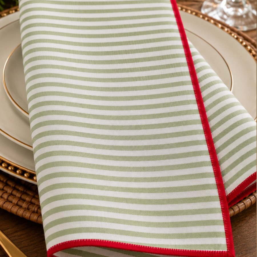 Specialty Hampton Stripe Apple w/ Red Border napkin